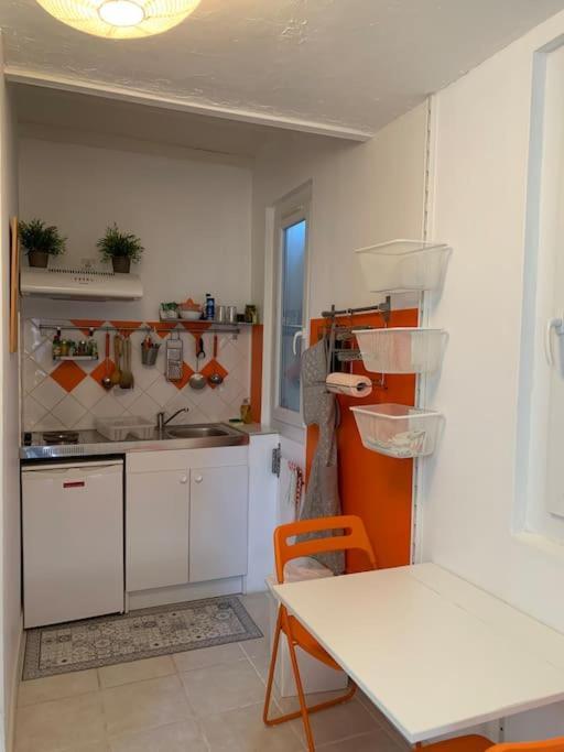 Studio En Duplex Independant Brignoles Exteriér fotografie